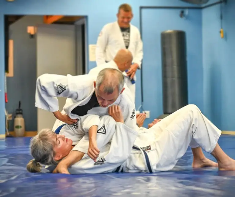 gracie-jiu-jitsu-huntington-breach-family
