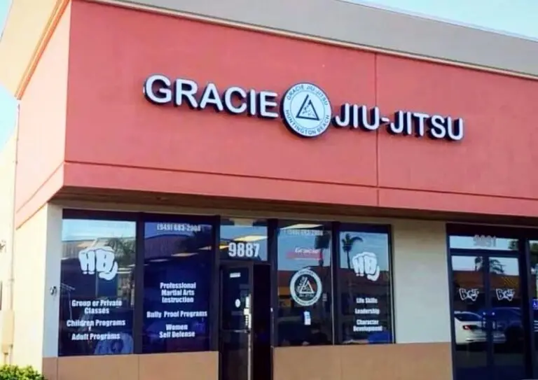 gracie-jiu-jitsu-huntington-breach-family
