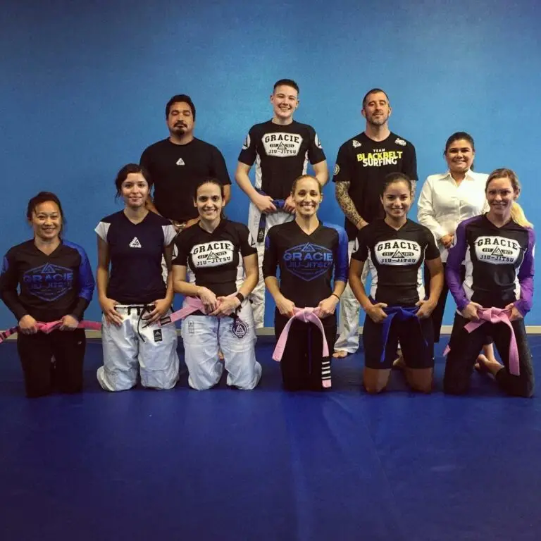 gracie-jiu-jitsu-huntington-breach-family